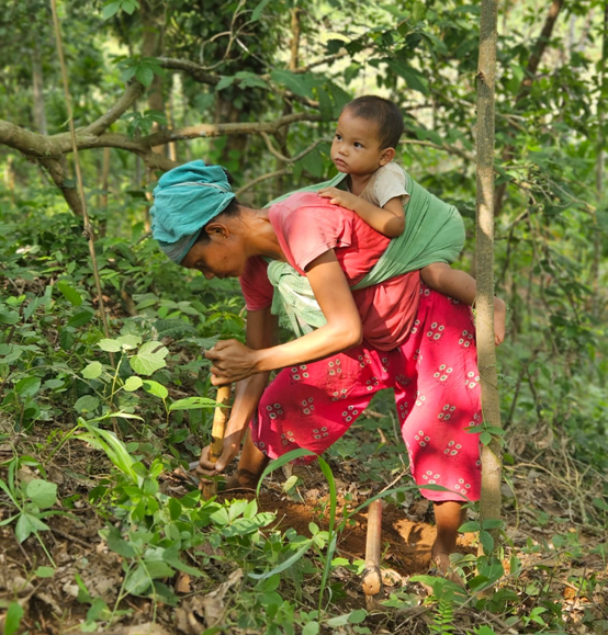 Women participating in MegLIFE project activities